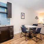 Viagem - Charlotte - Bright 1BR W/Balcony+Gym