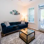 Viagem - Charlotte - Bright 1BR W/Balcony+Gym
