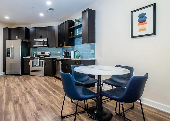 Viagem - Charlotte - Bright 1BR W/Balcony+Gym